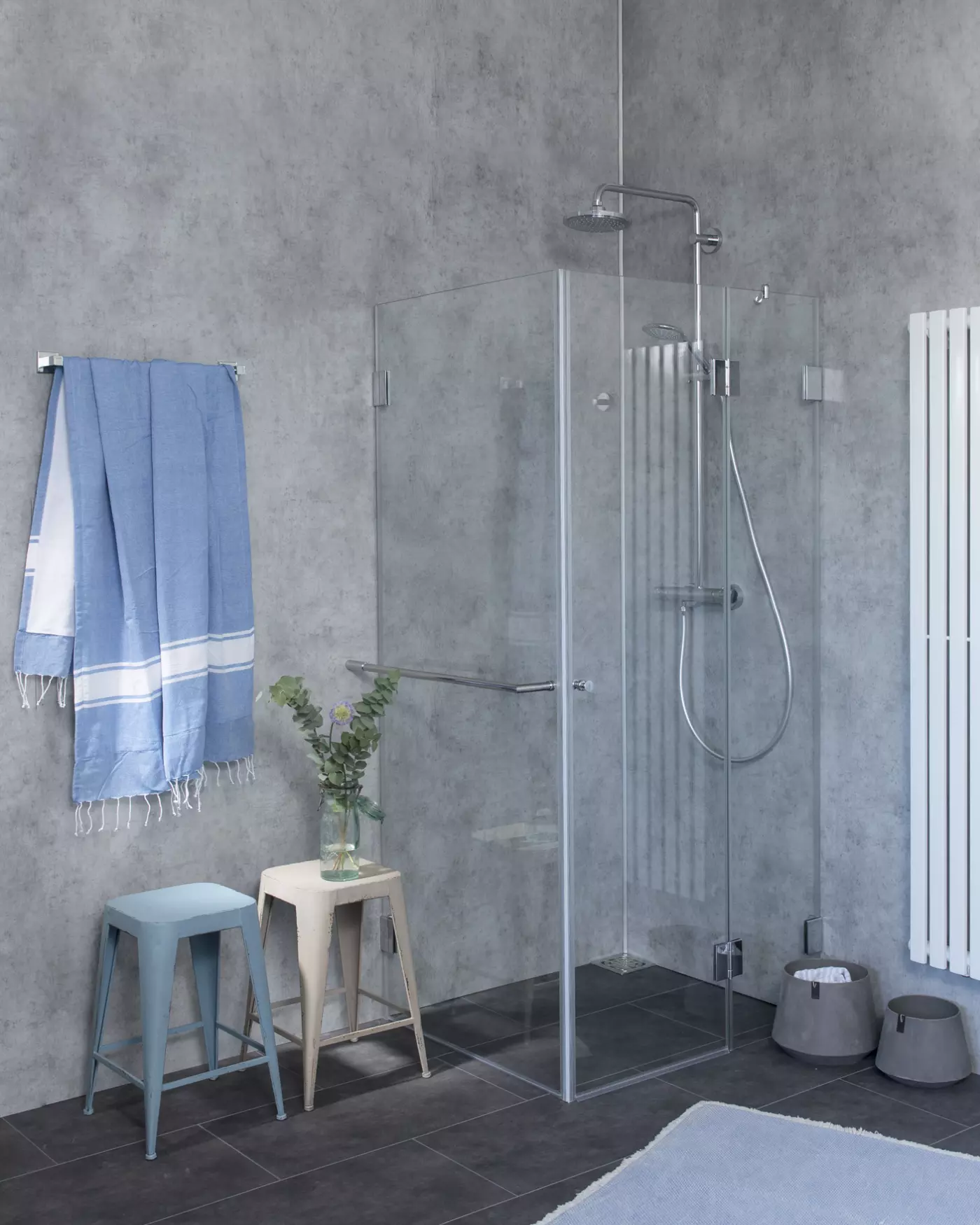 Eckdusche mit Festwand 80x80cm H=195cm