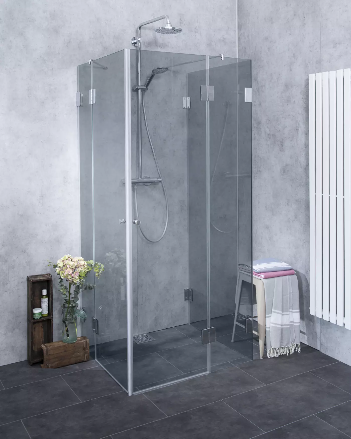 U-Form Dusche nach Maß Eckeinstieg