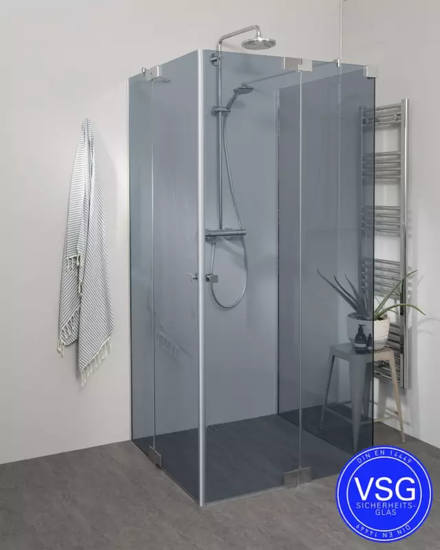 Teilgerahmte VSG U Form Dusche mit 2 Pendeltüren als Eckeinstieg nach Maß