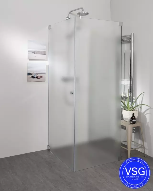 Teilgerahmte VSG Dusche U Form mit Pendeltür an Wand Maßanfertigung