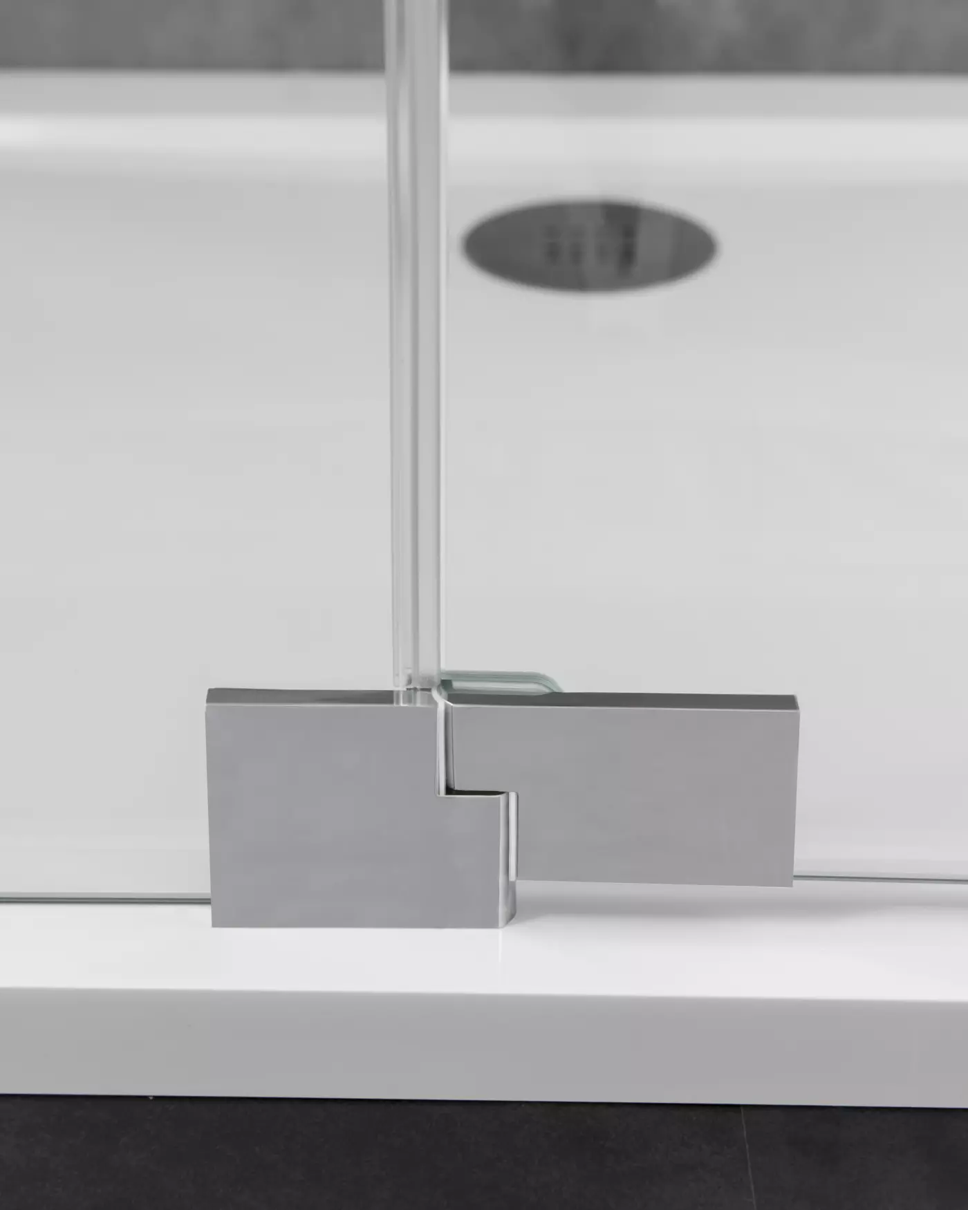 Duschkabine U Form neben Badewanne mit 2 Pendeltüren & Festwand groß, Sondermaße