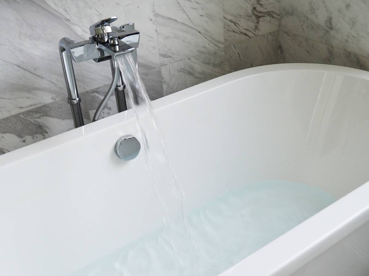 Duschwand für Badewanne
