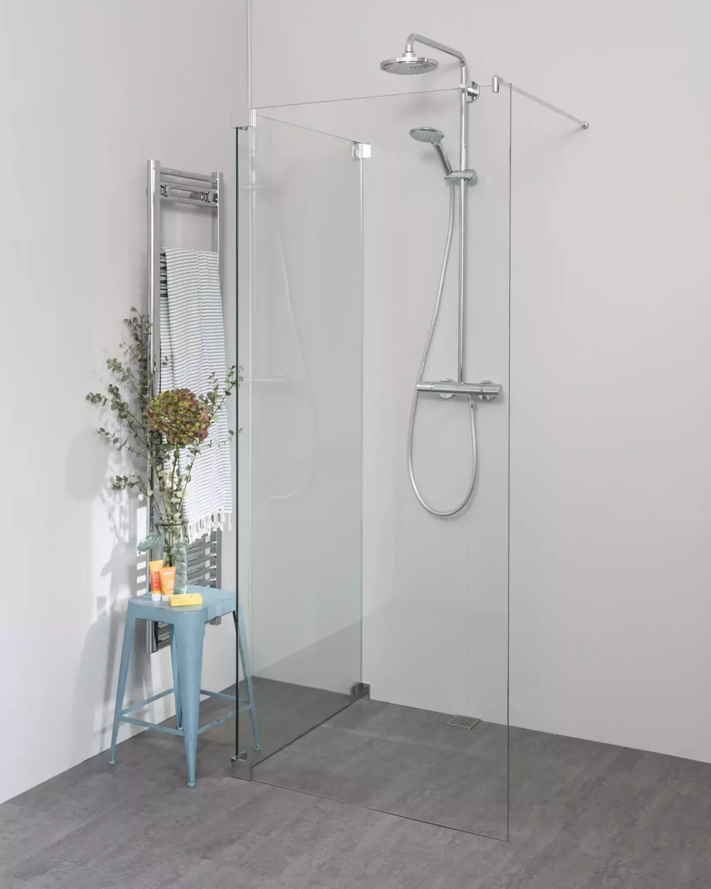 Begehbare Dusche: Walk-in Duschwand mit Seitenwand, Sondermaße